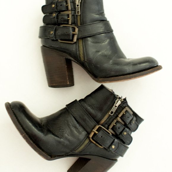 Freebird Black Buckle Boots - Picture 2 of 12